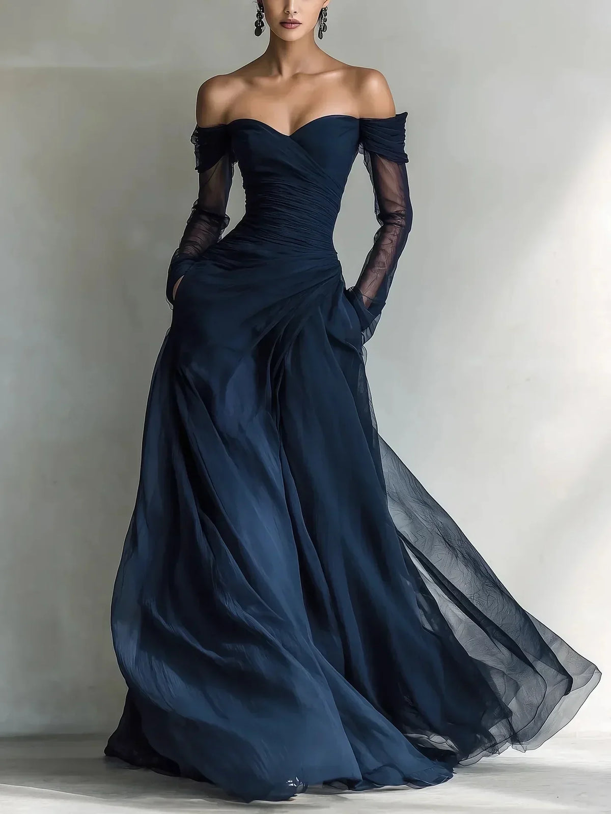Eleonora | Vestido largo de hombros descubiertos con inserciones de malla