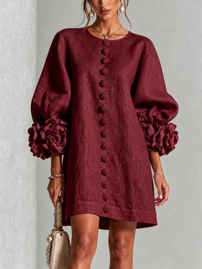 Ilaria | Vestido Mini de Lino con Puños de Rosas, Burdeos