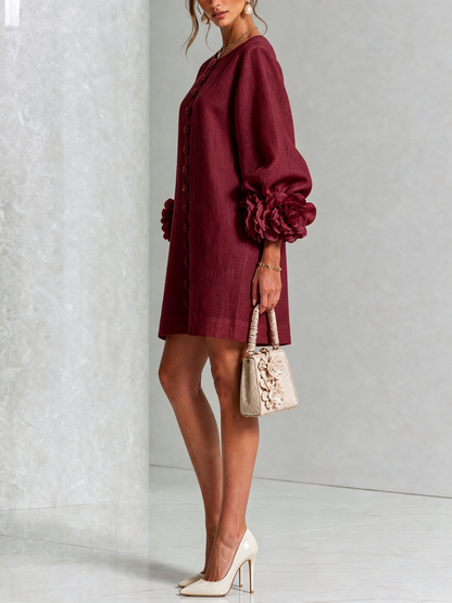 Ilaria | Vestido Mini de Lino con Puños de Rosas, Burdeos